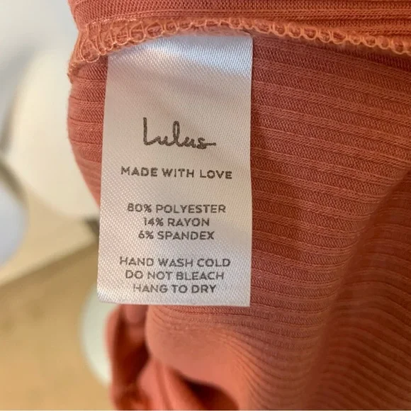 Lulus Ribbed Scoop Neck Puff Short Sleeve Bodysuit- Small - Picture 9 of 14